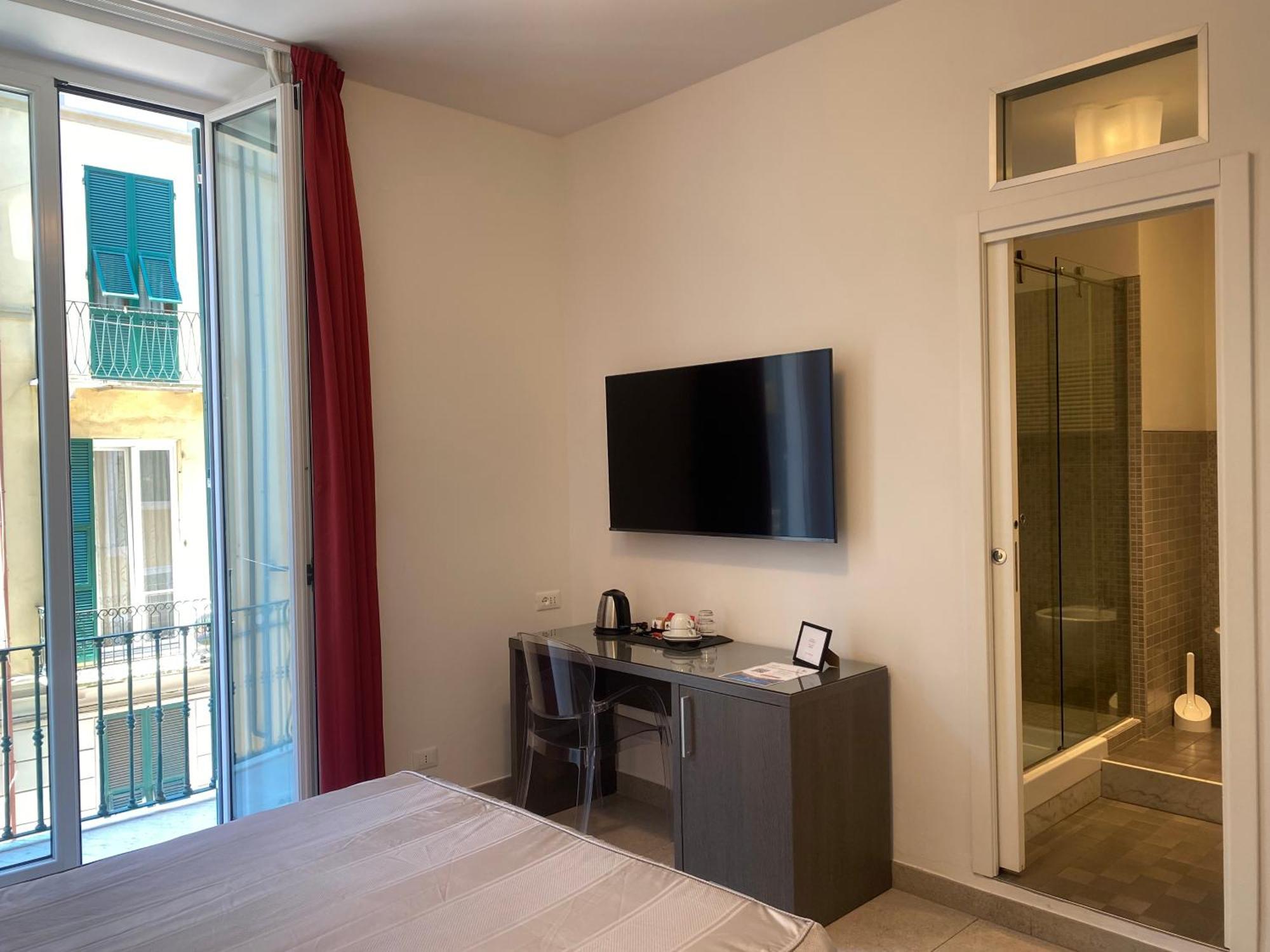 54 Rosselli Rooms La Spezia Exterior photo